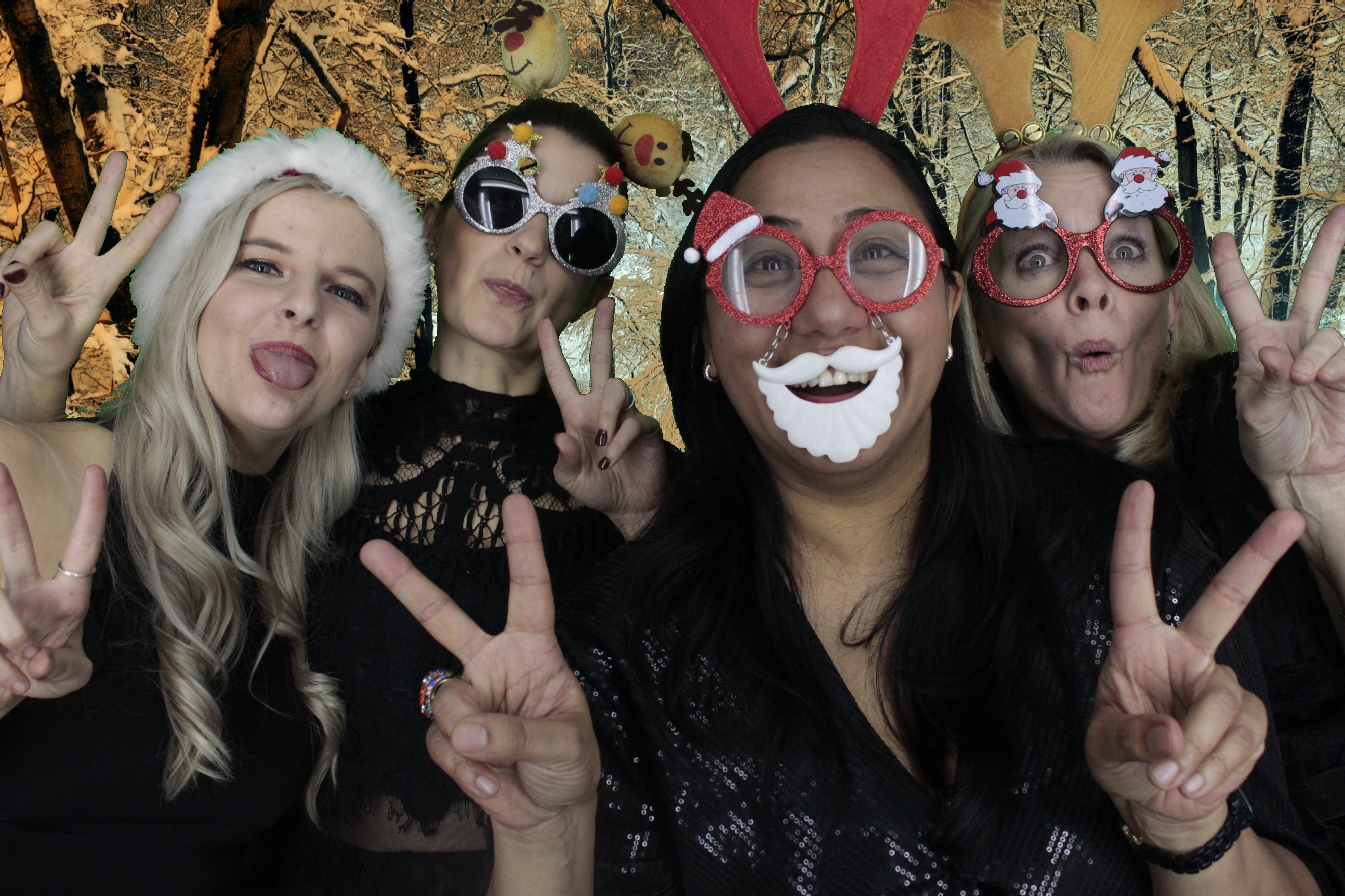 Staffing 360 Solutions Christmas Party  | View more photos from the event at gallery.myphotoboothexperience.co.uk/u/MyPhotoBoothExperienceLtd/Staffing-360-Solutions-Christmas-Party